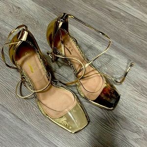 Sexy clear and gold heel
